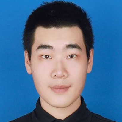 黄炼（实习律师）